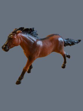 5/$25 Schleich Fullblood (Thoroughbred) Horse Figurine – Vintage 1991–1996
